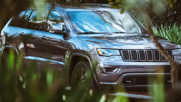 Can a Jeep Grand Cherokee Be Flat Towed?