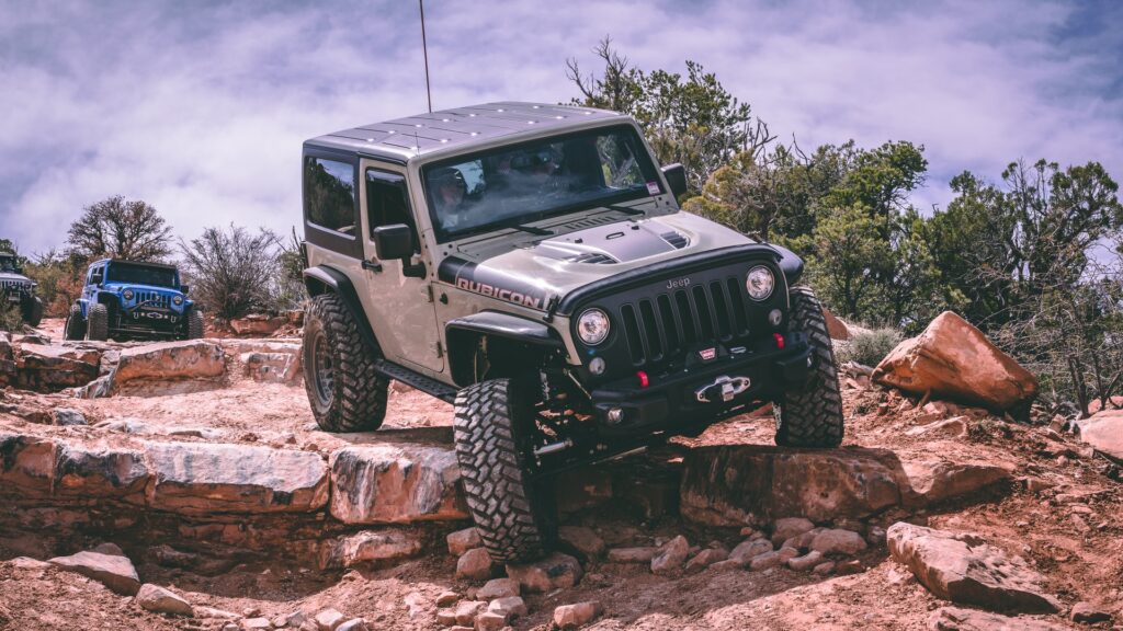 How Much Does A Jeep JK Hardtop Weigh?